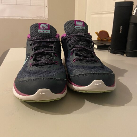 Nike Flex TR 5 Training Shoes - Size 8.5 - Picture 3 of 9